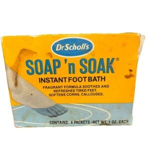 Dr. Scholl's Soap 'n Soak Instant Foot Bath 2 pack 1978 vintage